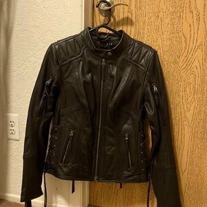 Harley Davidson Jacket Size M. Never worn. New. Matching gloves size L ladies.